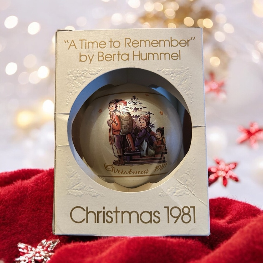 Vtg SCHMID Berta Hummel 1981 “A TIME TO REMEMBER” Christmas Ornament RARE used